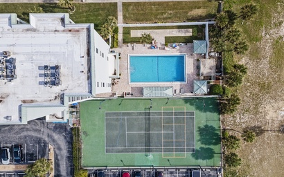 Ocean Terrace Club 105 5