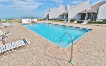 Sea Winds Condominiums C 4