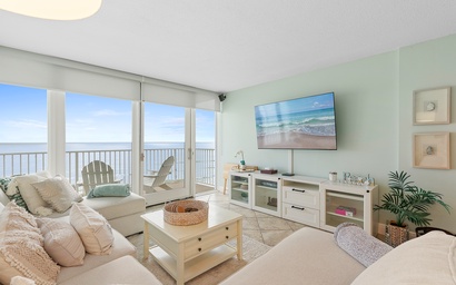 Smyrna Beach Club 609A
