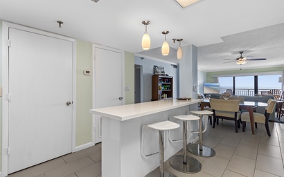 Shorehom by the Sea 51 2