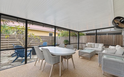 Tranquil Tides Beach House 2