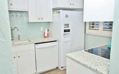 Sea Coast Gardens III 105 9