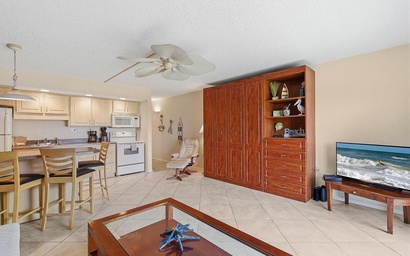 Mariner's Cove 405 7