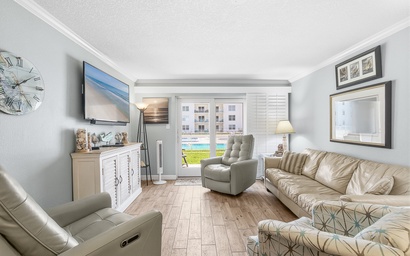 Sea Coast Gardens II 109 7