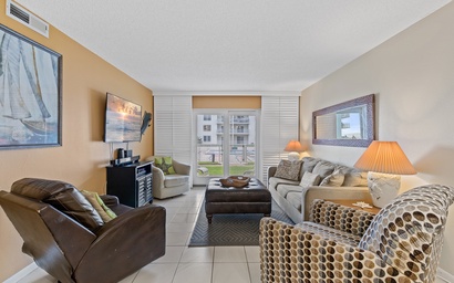 Sea Coast Gardens II 107 7