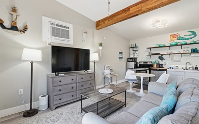 Sea Breeze Studio 2