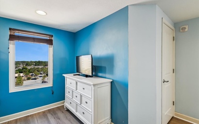 601 Grandview East 33