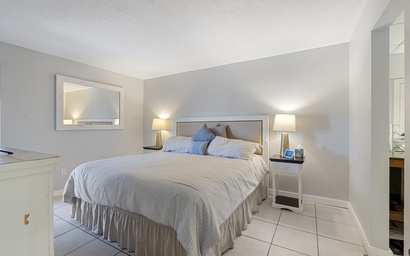 1007 Edgewater T1 Beach Resort 17