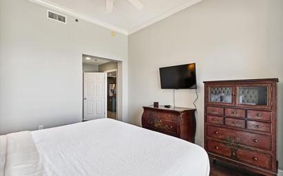 1504 Sterling Beach 17