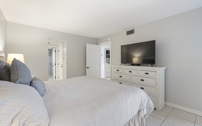 1007 Edgewater T1 Beach Resort 20