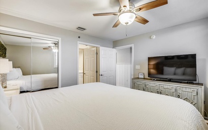 302 Sterling Beach 17