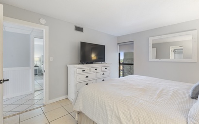 1007 Edgewater T1 Beach Resort 21