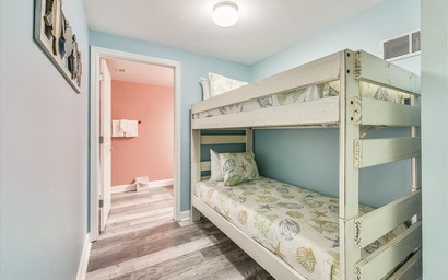 225-Shores of Panama 18