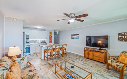 Kalanikai 118 – Highly Walkable! 7