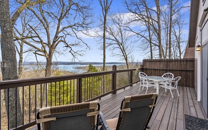 The Cottages on Lake Bluff Nearby Table Rock Lake