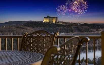 New Listing Ozark Views at Majestic Perched on the hills