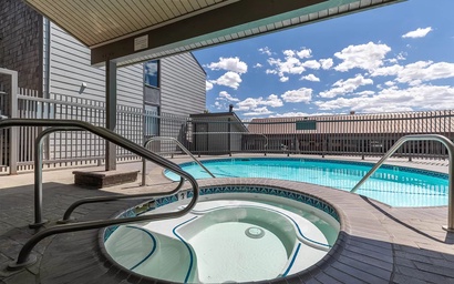 Mammoth Getaway – Chic Condo!