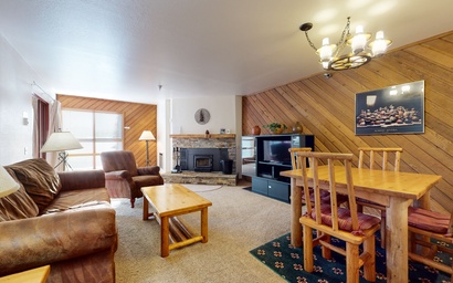 Aspen Creek Shared Amenities Near Hiking! 3