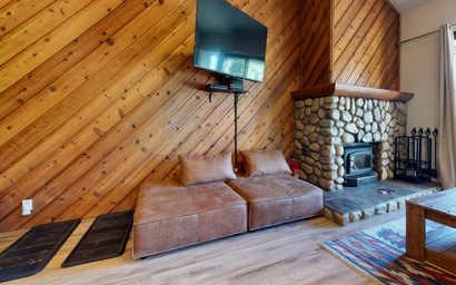 Crestview #2 Close to The Village, Near Year-Round Outdoor Activities 7