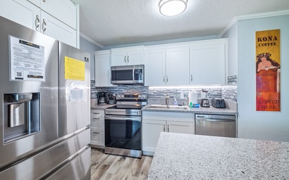 Kalanikai 118 – Highly Walkable! 5