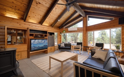 Modern Spacious Cabin Nestled on Several Acres of Scenic Land
