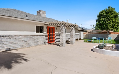 Zen Space 4Bd Pool 3 Mi to downtown PS 7