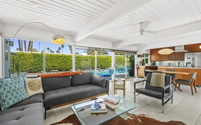 Alexander Escape - Historic Alexander Home 8