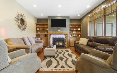 Taneycomo Retreat Lakefront Condo