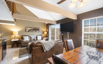 Branson Getaway Condo for 6 in Epic Location