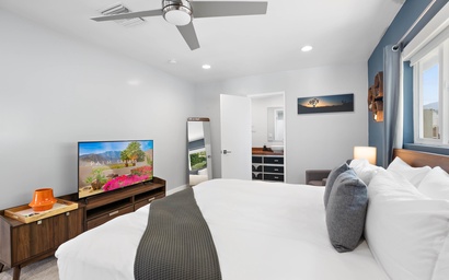 Zen Space 4Bd Pool 3 Mi to downtown PS 3