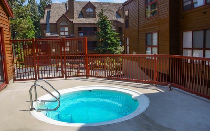 Walk to Eagle Express Lift | 2BR, Sleeps 6