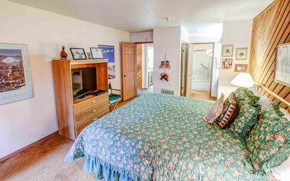 Aspen Creek #119 Shared Pool, Hot Tub & BBQ! 6