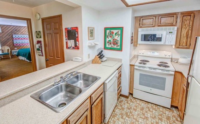 Aspen Creek #119 Shared Pool, Hot Tub & BBQ! 5