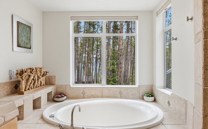 Moonstone Modern 3