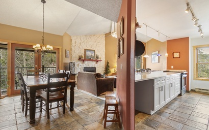 Sawmill Creek Condo 316 4