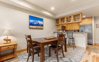 Park Avenue Lofts 302 4