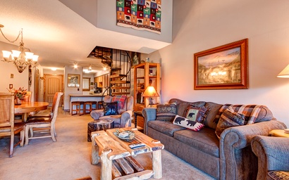 Sawmill Creek Condo 407 3