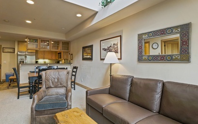 Park Avenue Lofts 308 4