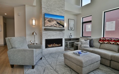 Skywalk Flats 302W 2