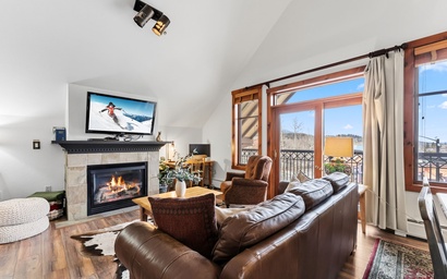 Main Street Station 2207