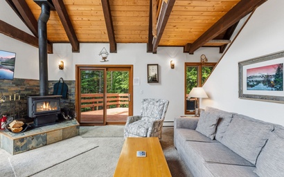 The Rendezvous Chalet 3