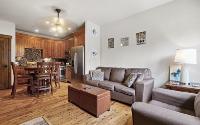 Boulevard Bend Unit C 3