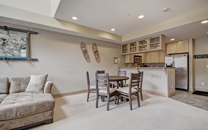 Park Avenue Lofts 301 5