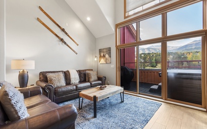 Park Avenue Lofts 305 5