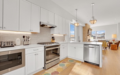 4th Street Crossing 50A 5