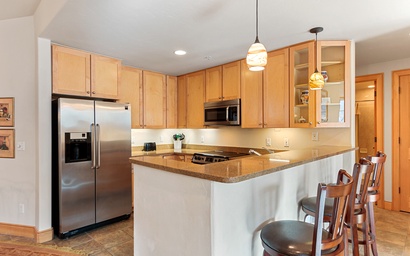 Park Avenue Lofts 210 4