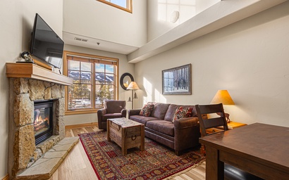 Park Avenue Lofts 302 5