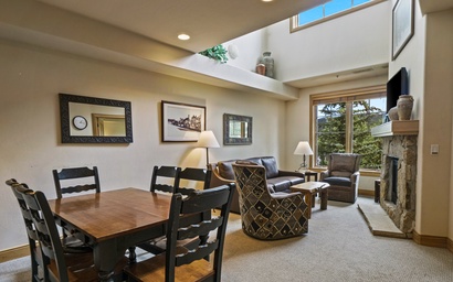 Park Avenue Lofts 308 5