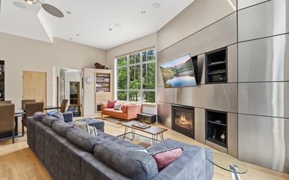 Moonstone Modern