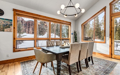 Snowflake Chalet 72 2